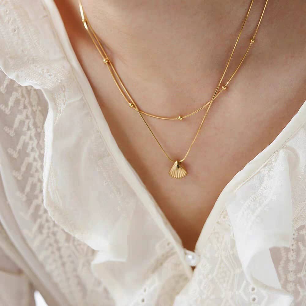 Seashell Pendant Necklace
