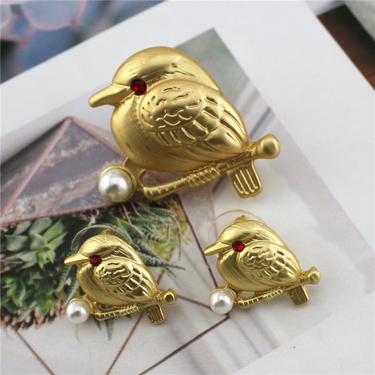 Ruby Eyed Gold Tone Bird Earrings and Brooch Set