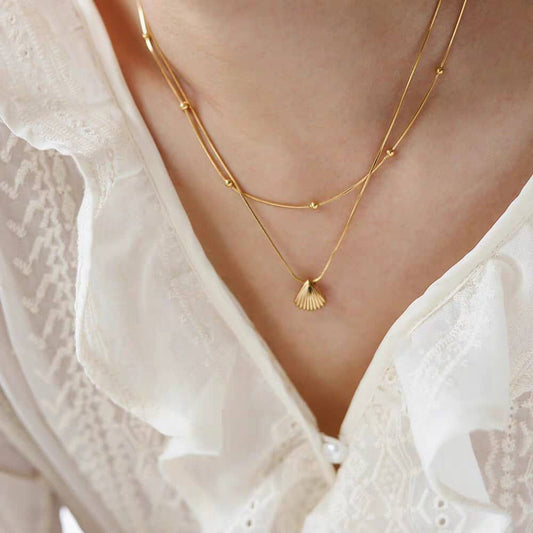 Seashell Pendant Necklace